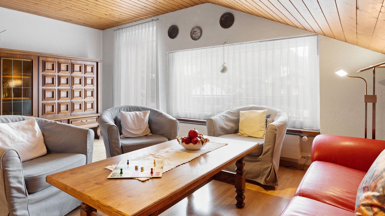 Photo of Livingroom in Taesch