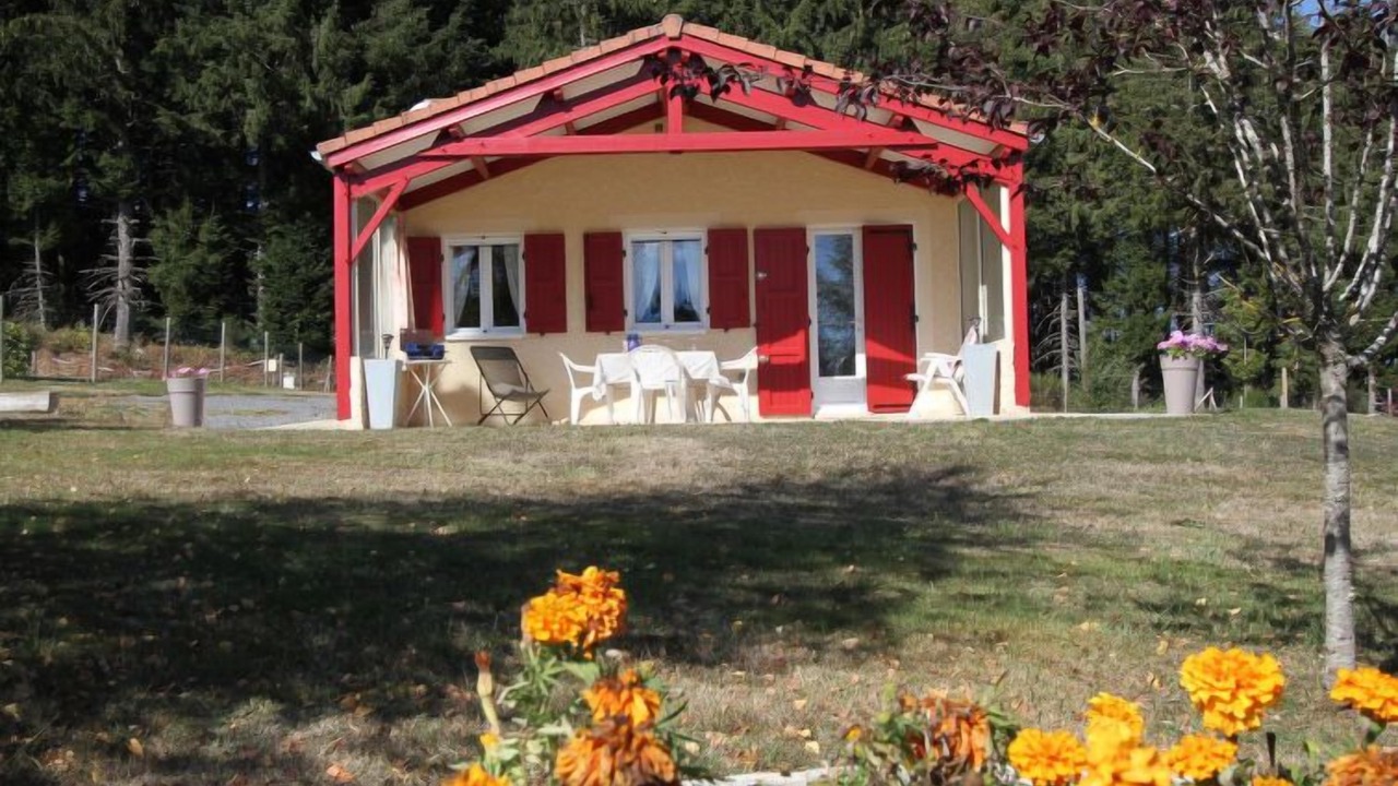 Photo of Others in Monlet