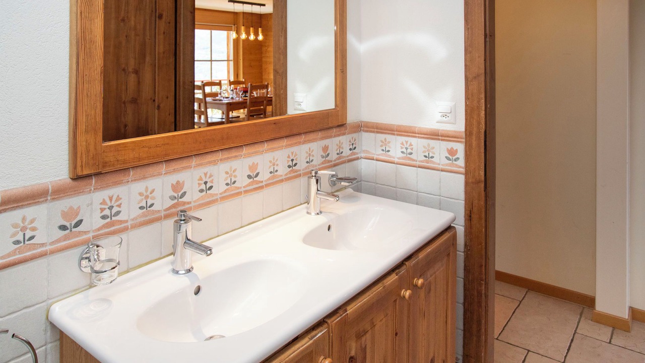 Photo of Bathroom in Ovronnaz
