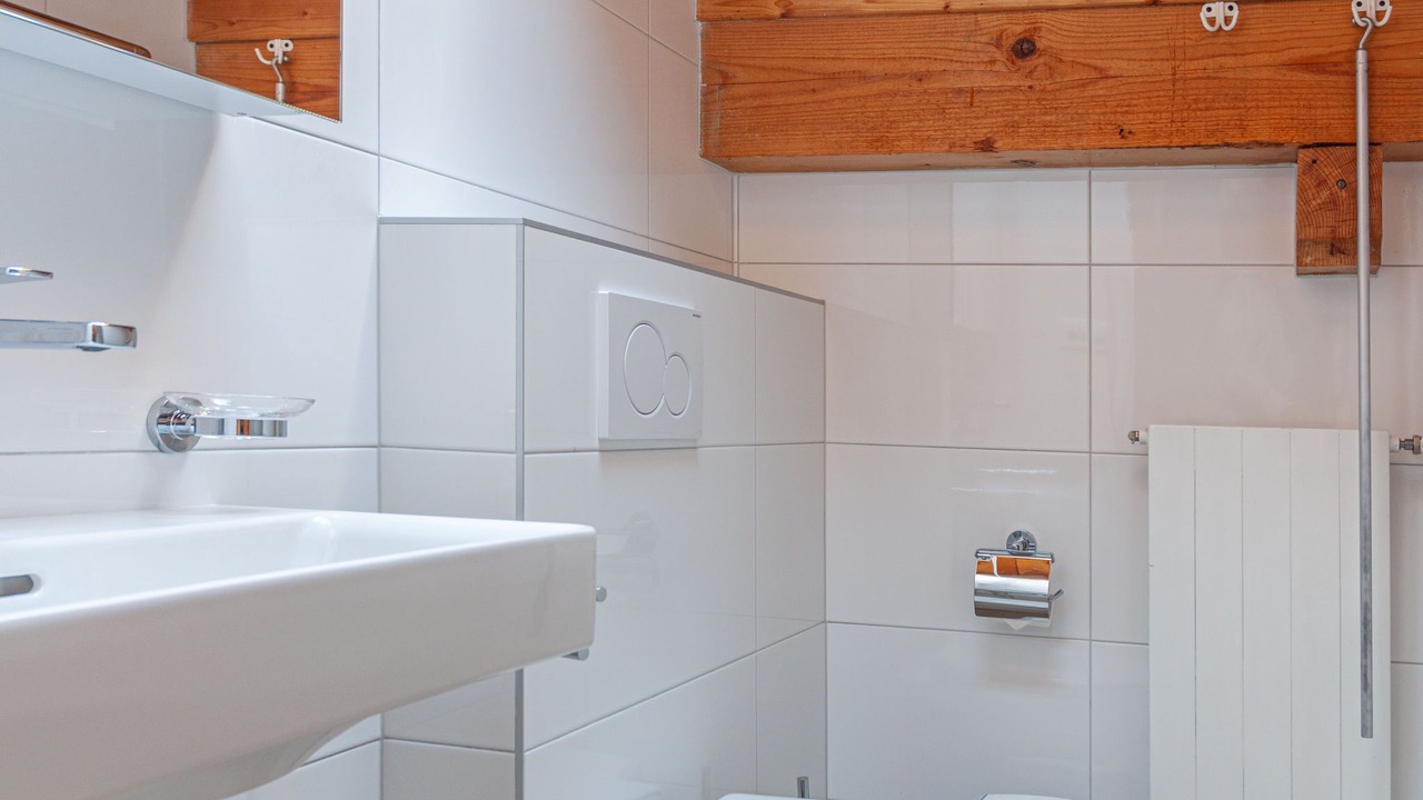 Photo of Bathroom in Saint-Pierre-de-Clages