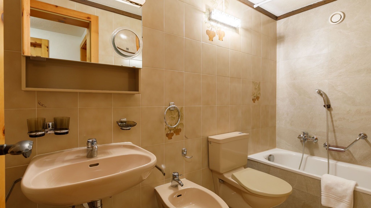 Photo of Bathroom in Surlej