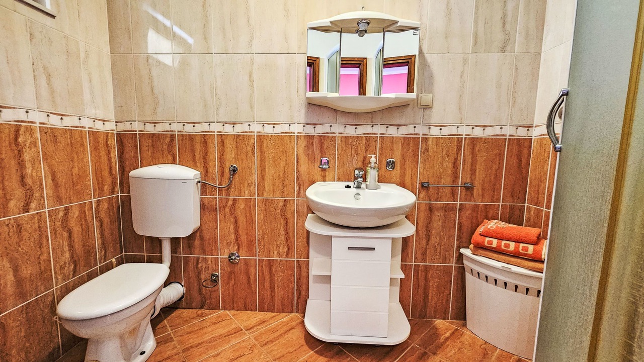 Photo of Bathroom in Orasac