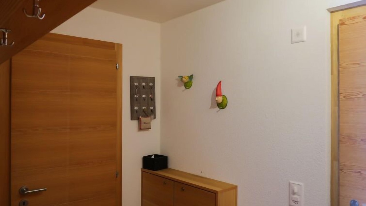 Photo of Others in Noveli