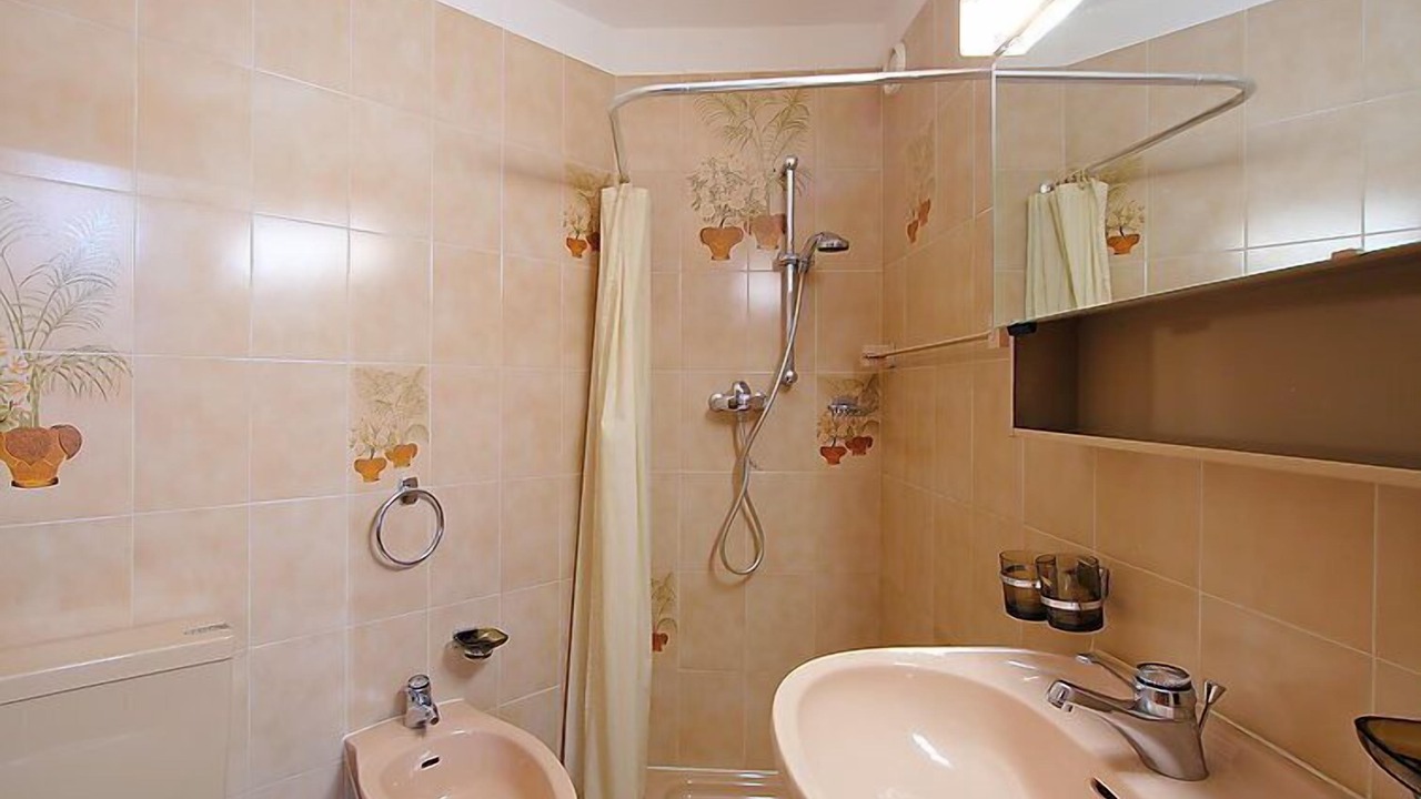 Photo of Bathroom in Surlej