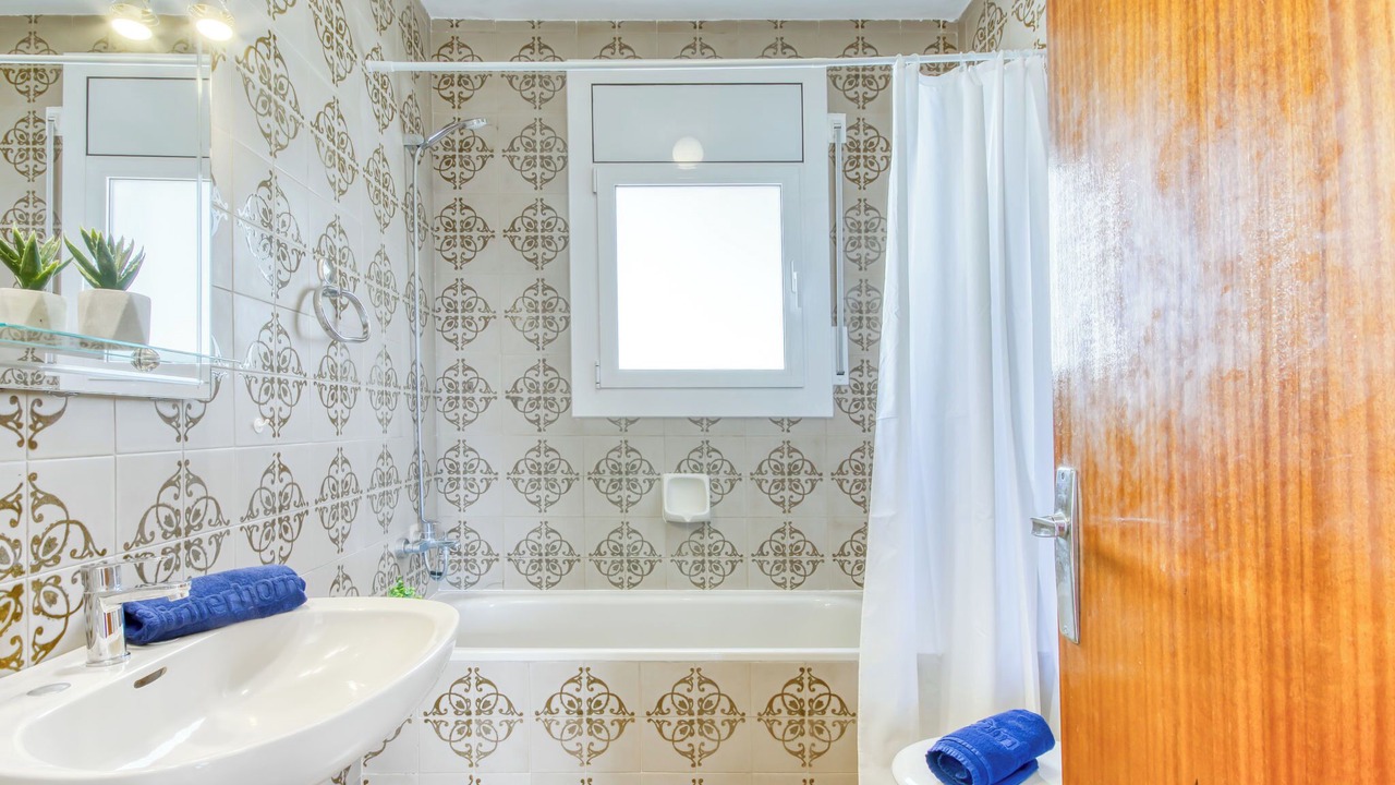 Photo of Bathroom in El Mas Fumats