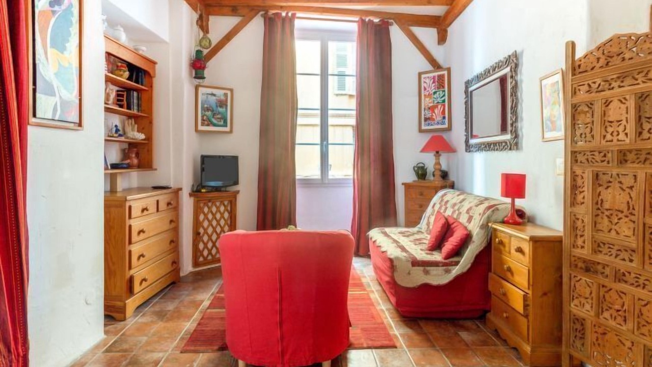 Photo of Livingroom in Old Town