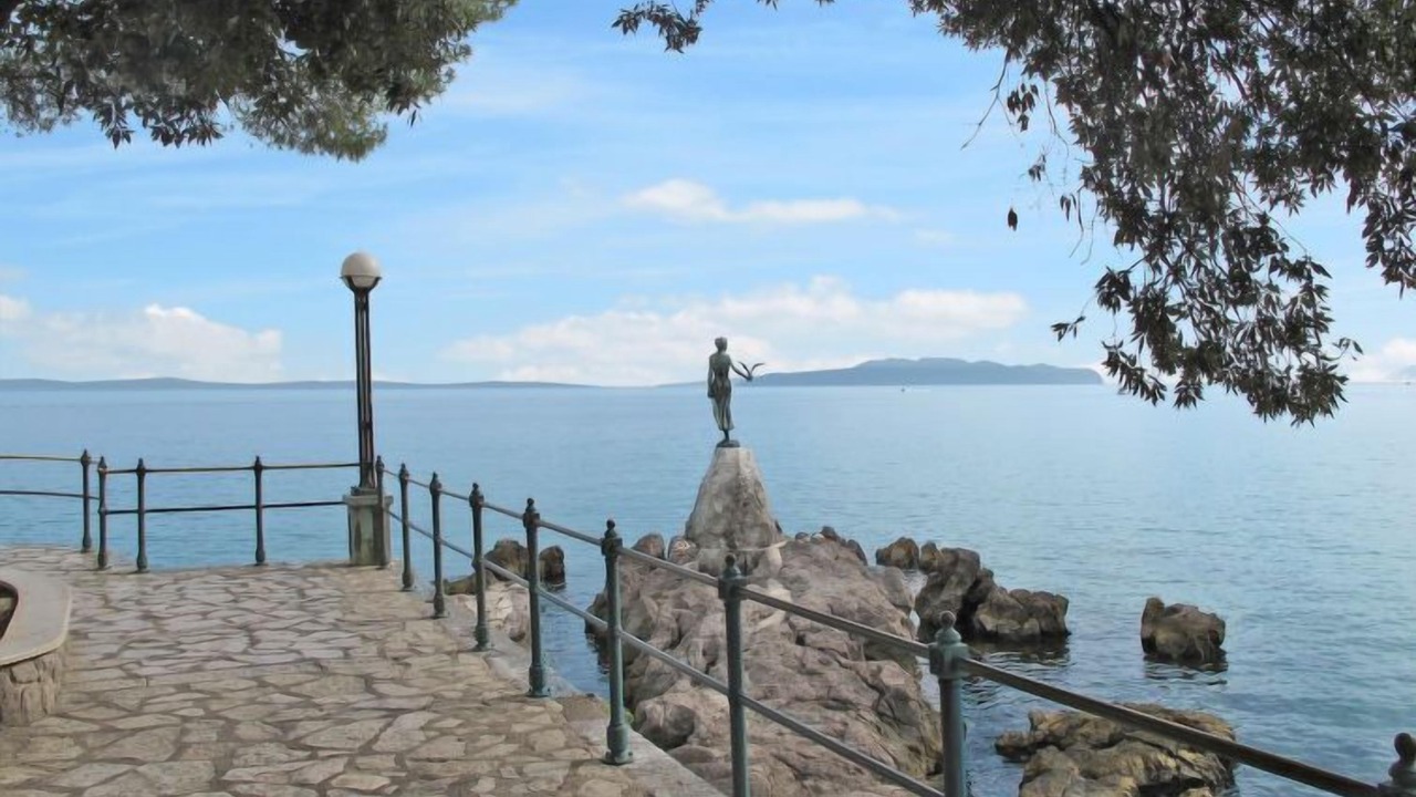 Photo of Others in Sarsoni