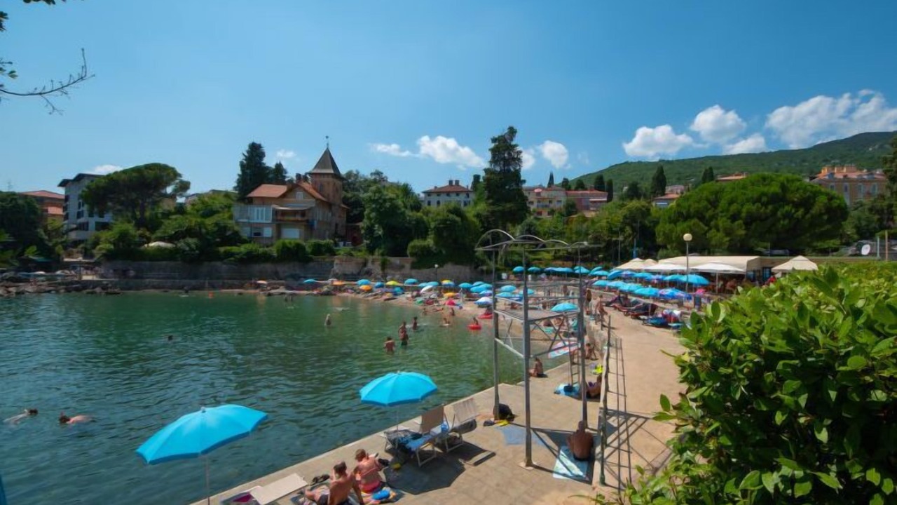 Photo of Outdoor in Sarsoni