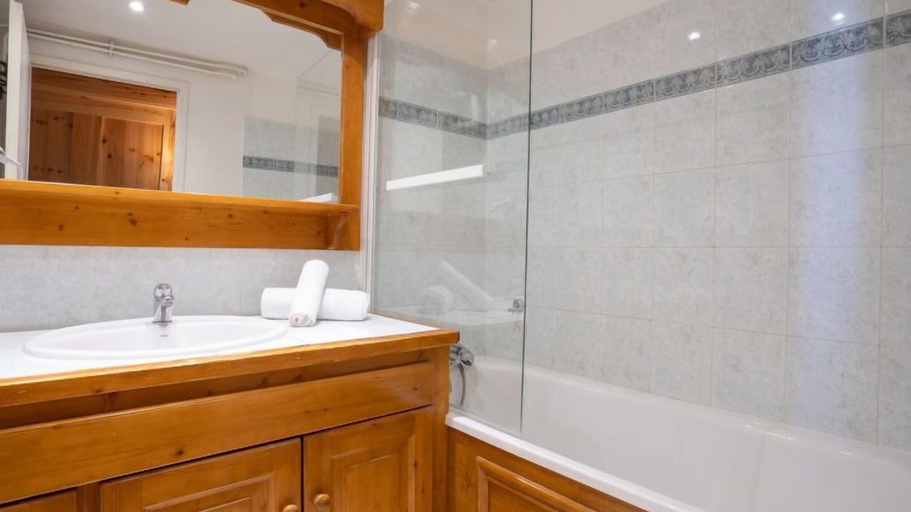 Photo of Bathroom in Val Claret
