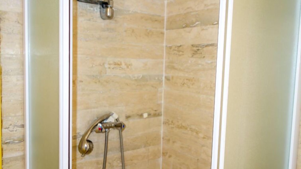 Photo of Bathroom in Le Grau-Du-Roi