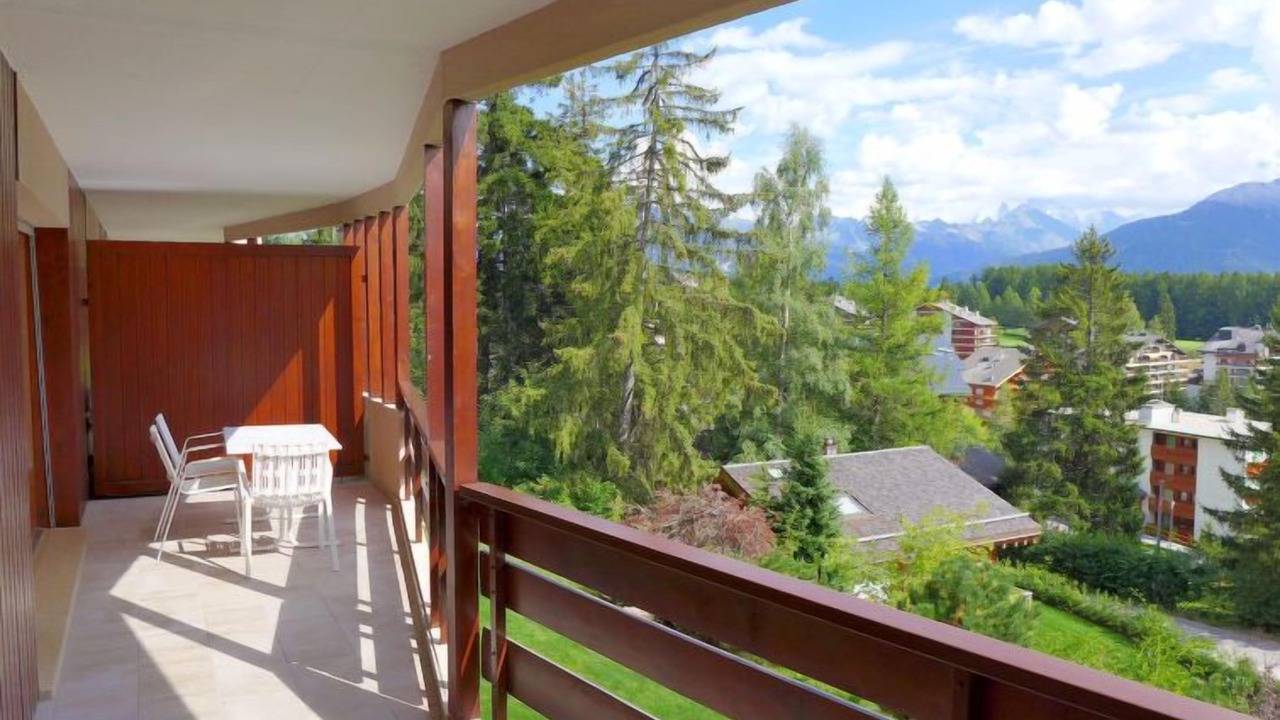 Photo of Others in Lens