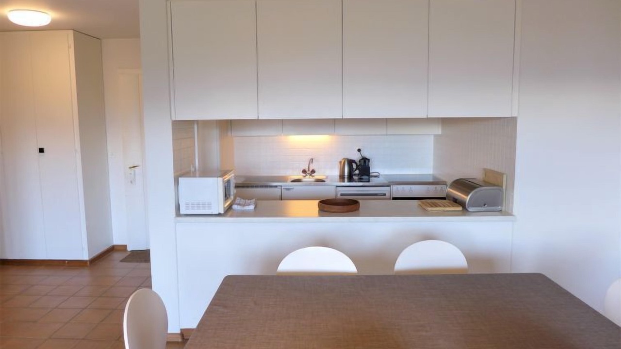 Photo of Bedroom in Lens