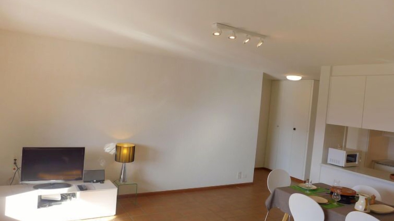 Photo of Livingroom in Lens