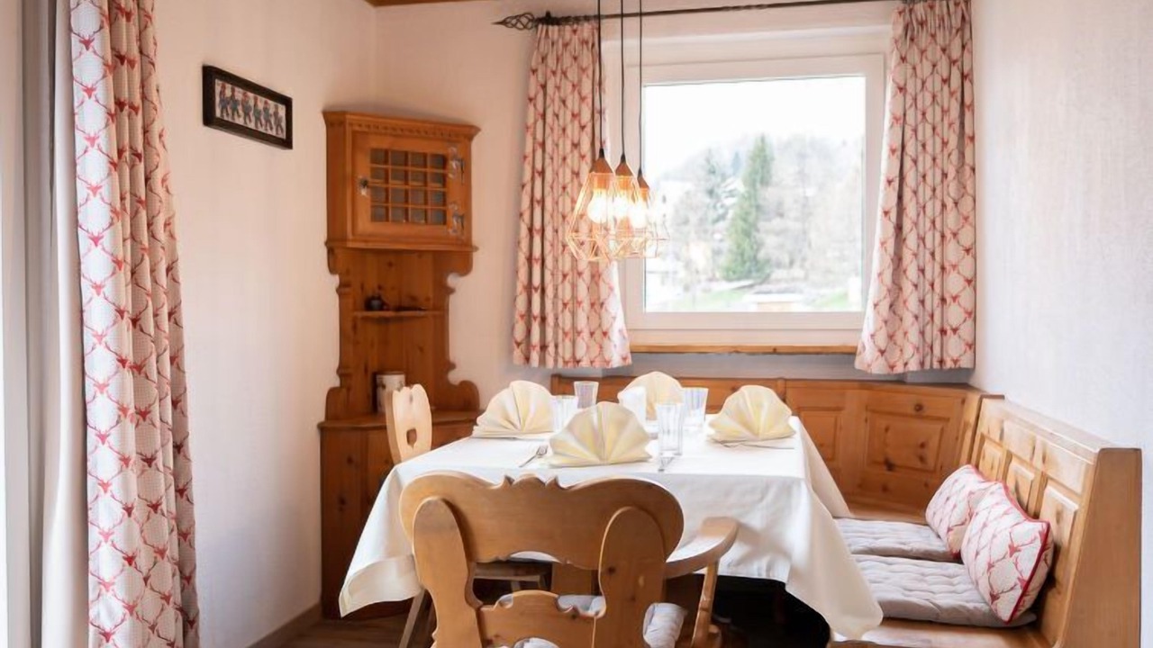 Photo of Bedroom in Zuoz