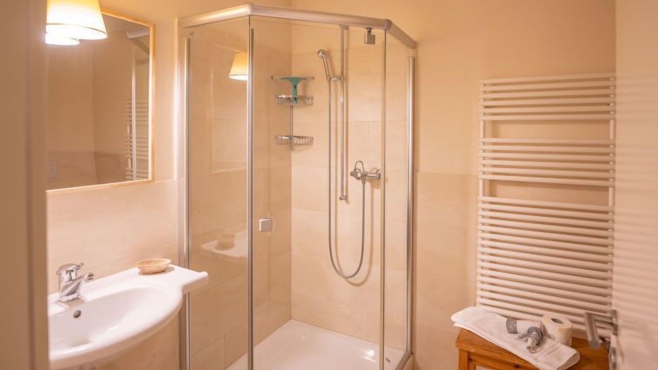 Photo of Bathroom in Samedan