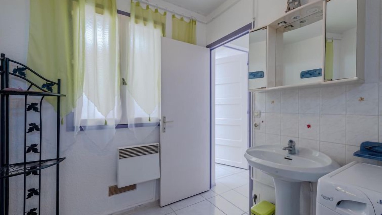 Photo of Bathroom in Le Barcares
