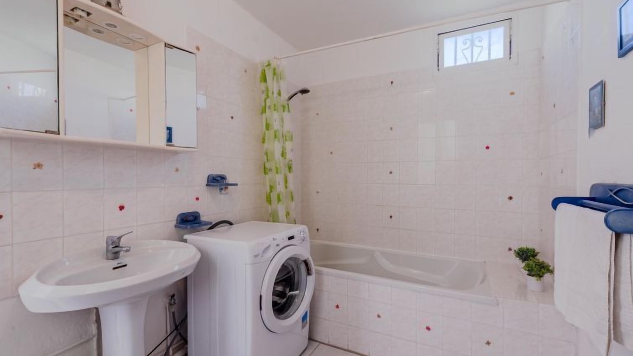 Photo of Bathroom in Le Barcares