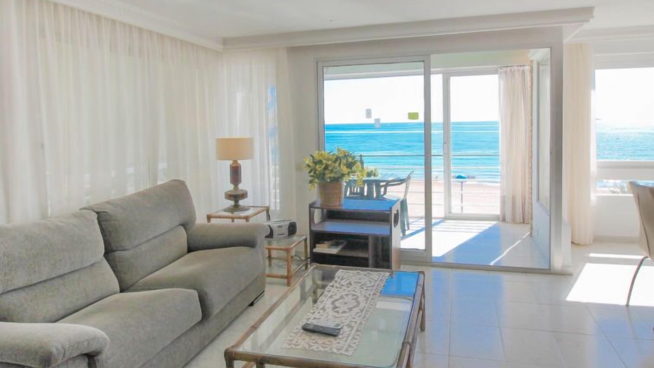 Photo of Livingroom in Cala