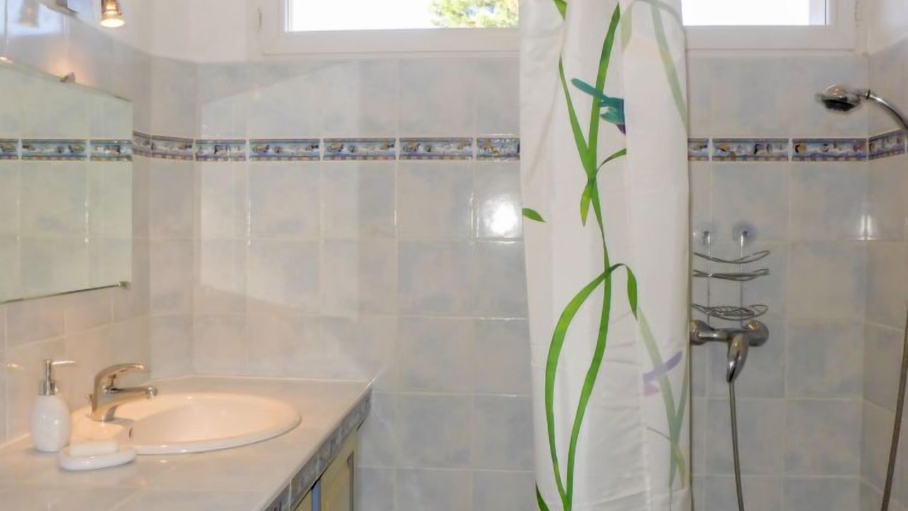 Photo of Bathroom in Les Lecques