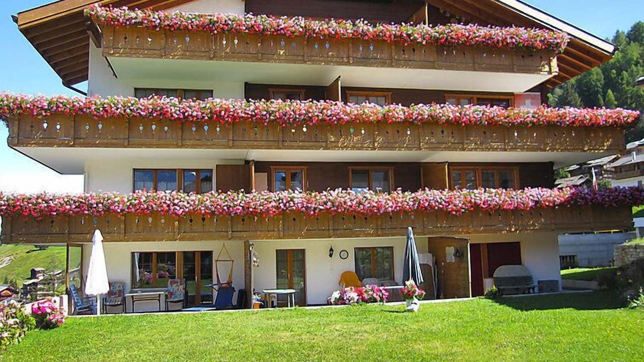 Photo of Others in Graechen