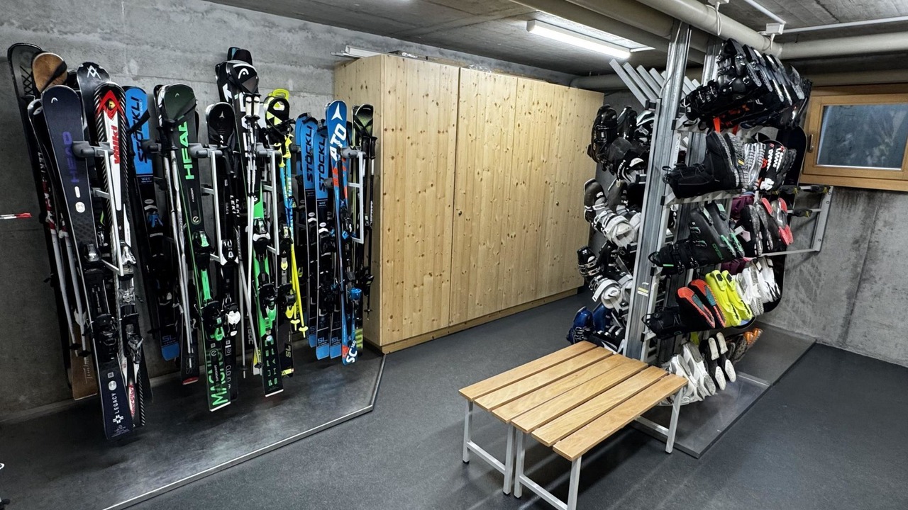 Photo of Others in Lenk