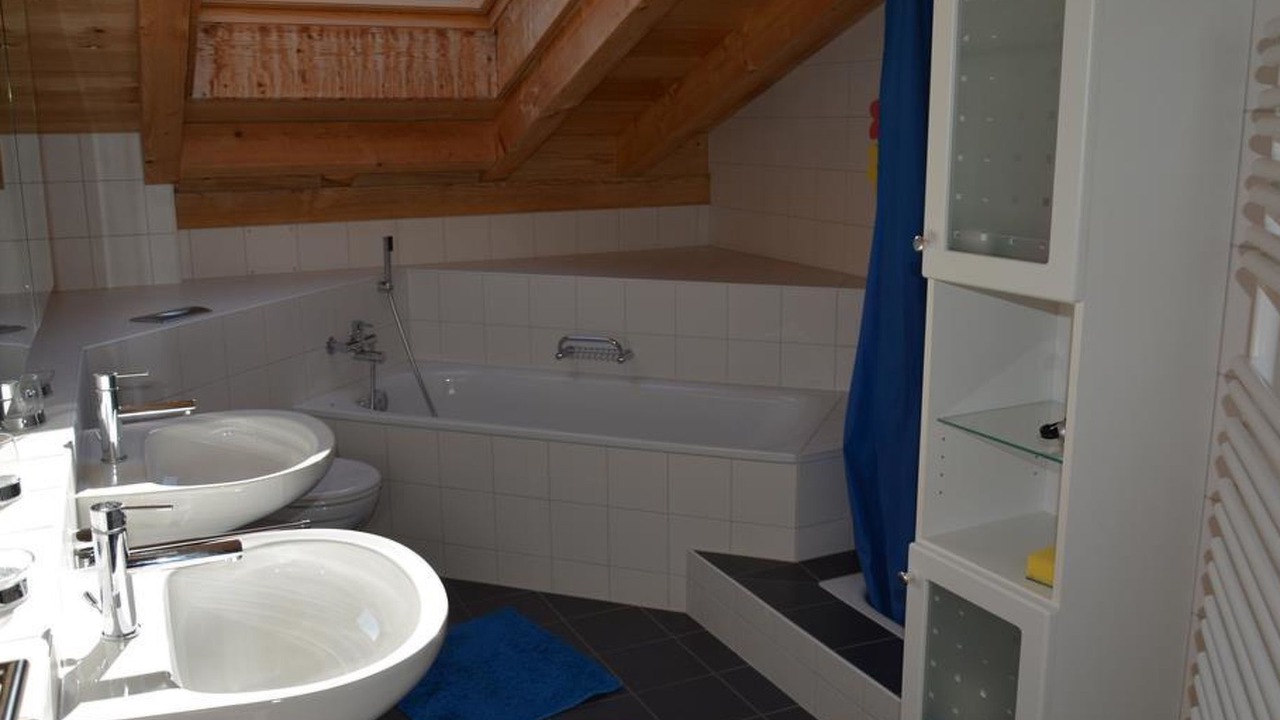 Photo of Bathroom in Zweisimmen