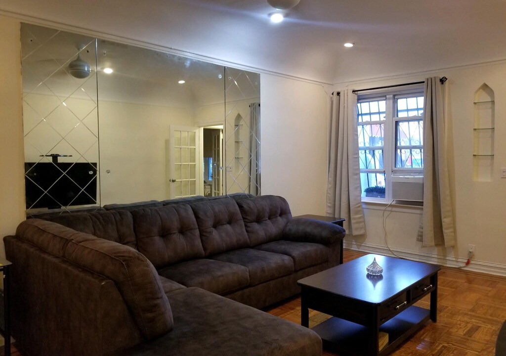 Photo of Livingroom in East Flatbush