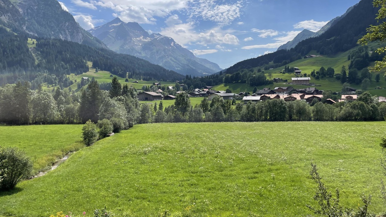 Photo of Others in Gsteig