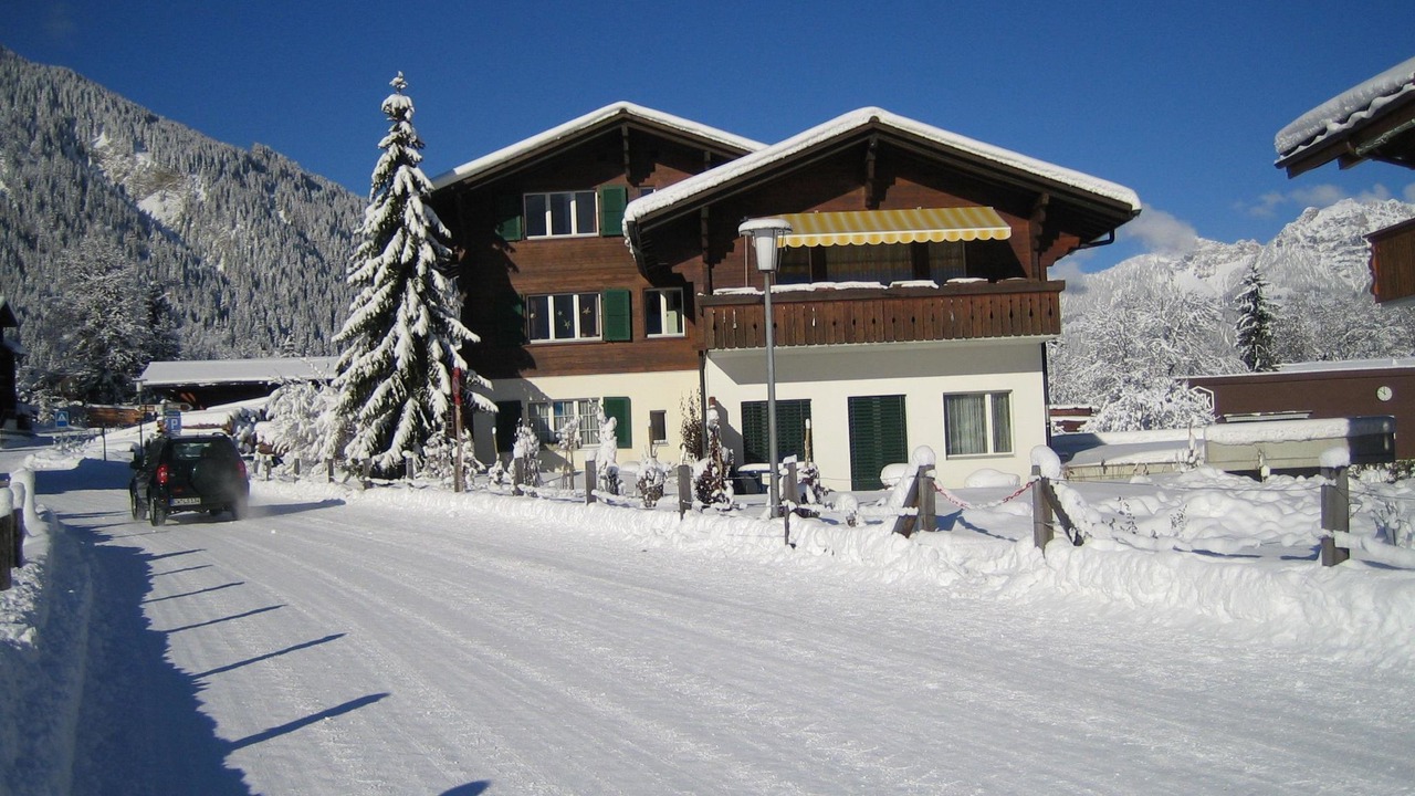 Photo of Others in Lenk