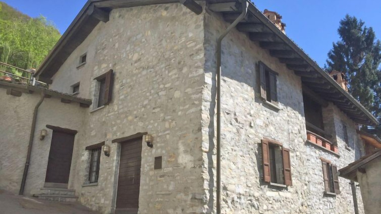 Photo of Others in Muggio