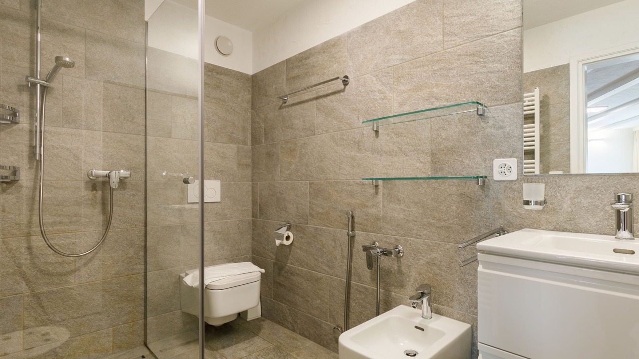Photo of Bathroom in Surlej