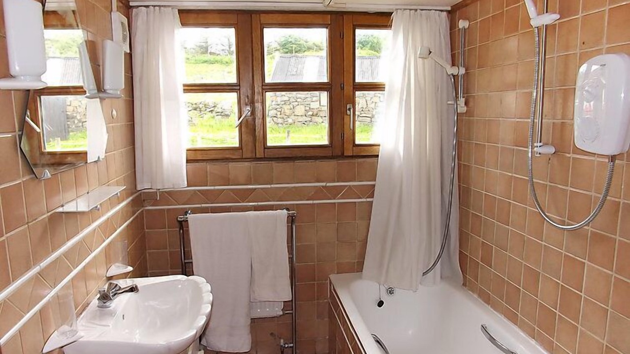 Photo of Bathroom in Tarskavaig