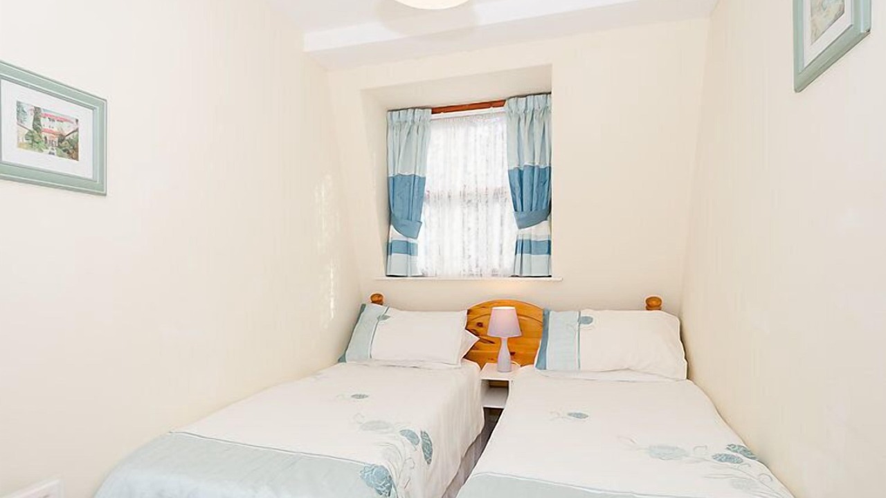 Photo of Others in West Looe