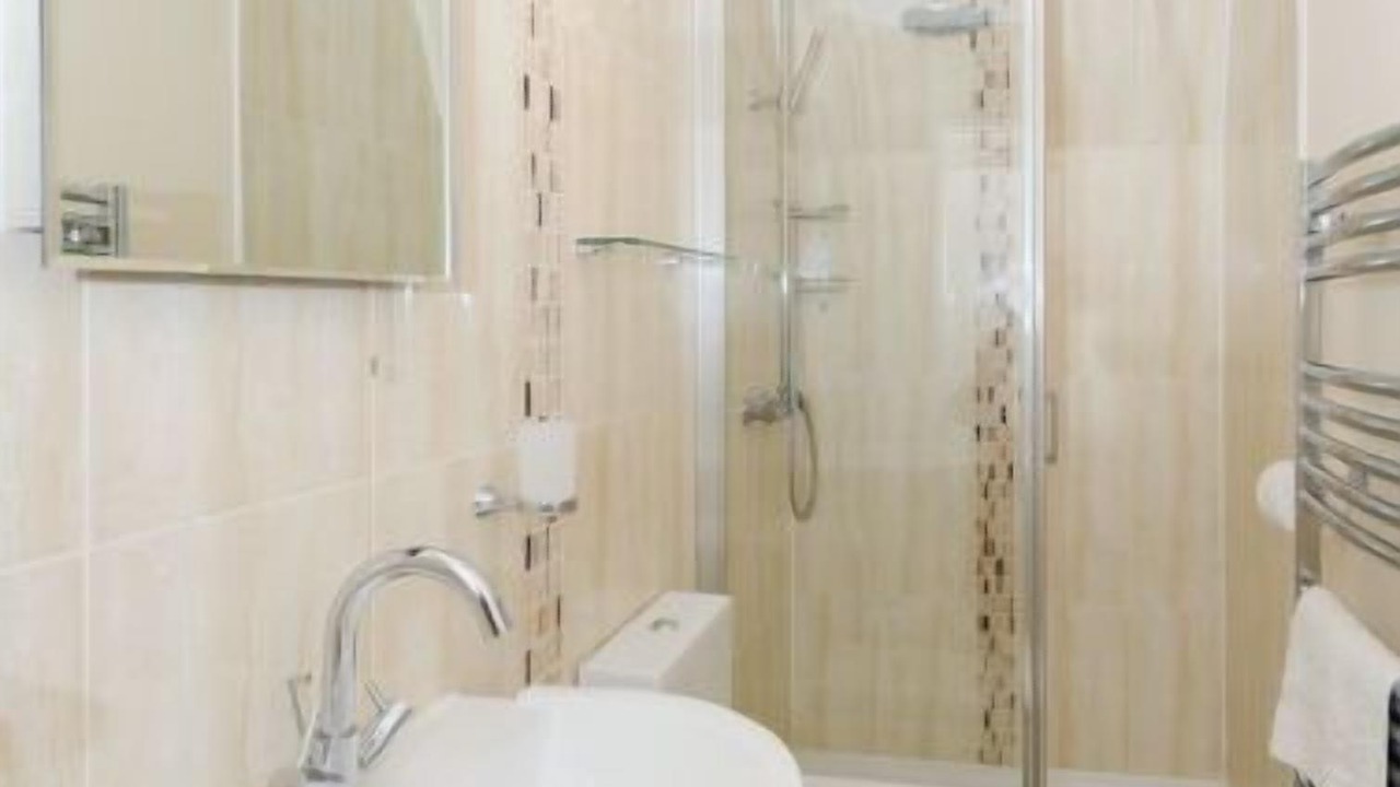 Photo of Bathroom in West Looe