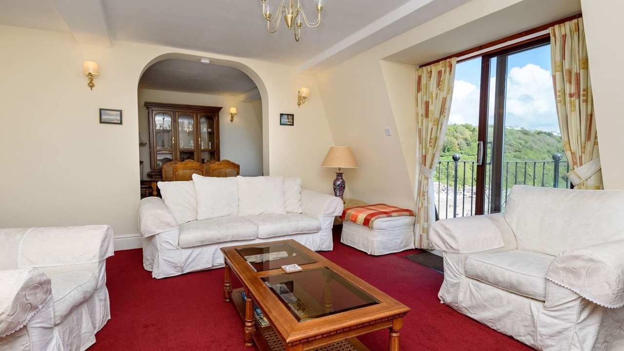 Photo of Livingroom in West Looe