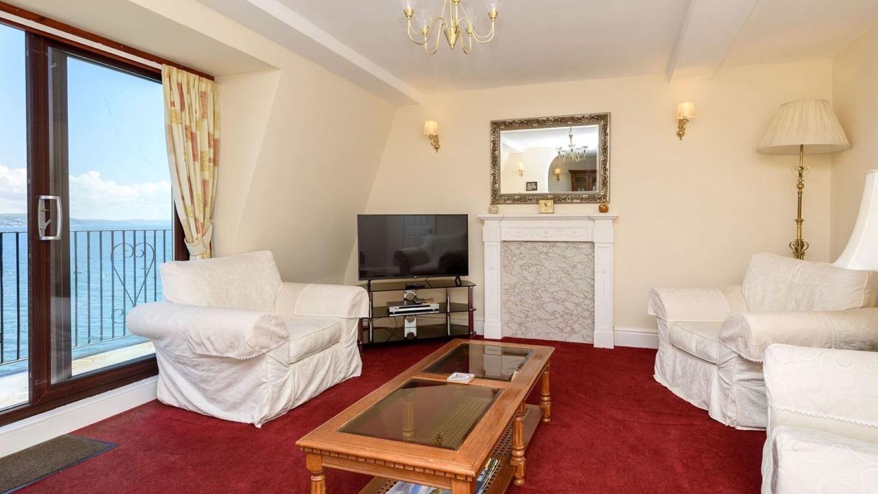 Photo of Livingroom in West Looe