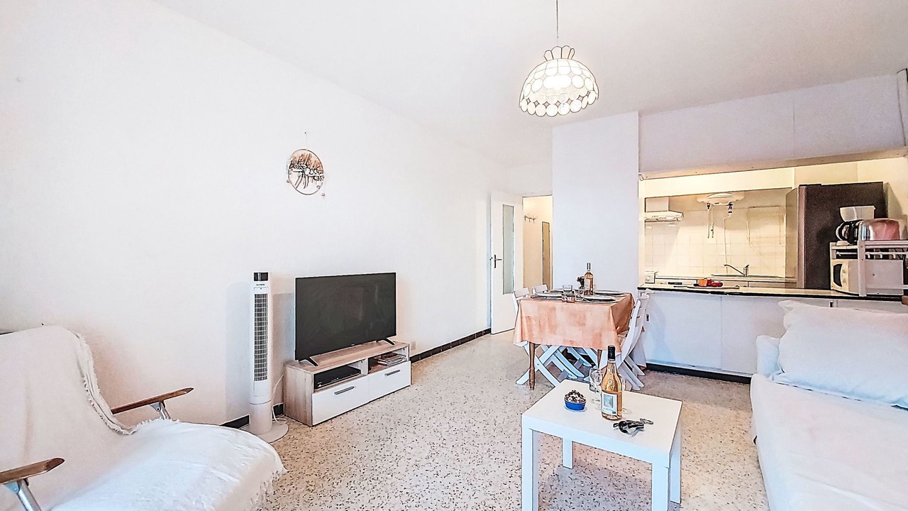 Photo of Livingroom in Le Grau-Du-Roi
