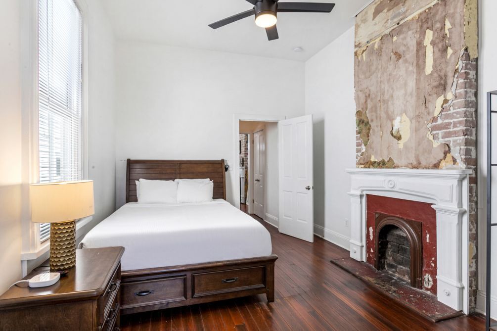 Photo of Bedroom in Freret