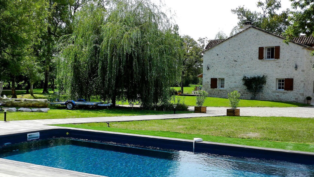 Photo of Outdoor in Cancon