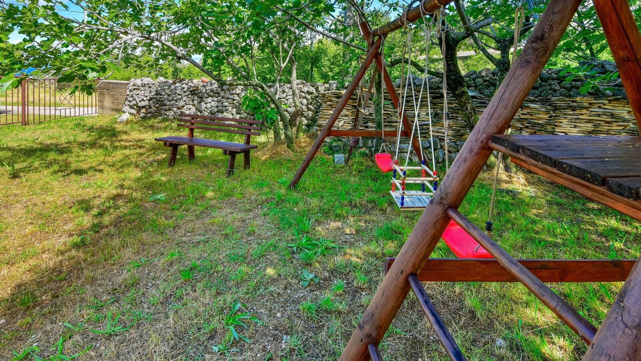 Photo of Others in Sibinj Krmpotski