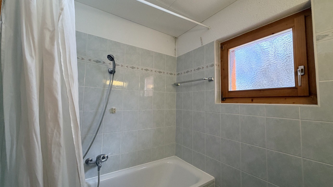 Photo of Bathroom in Salins