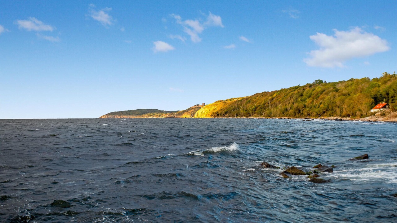 Photo of Others in Vang