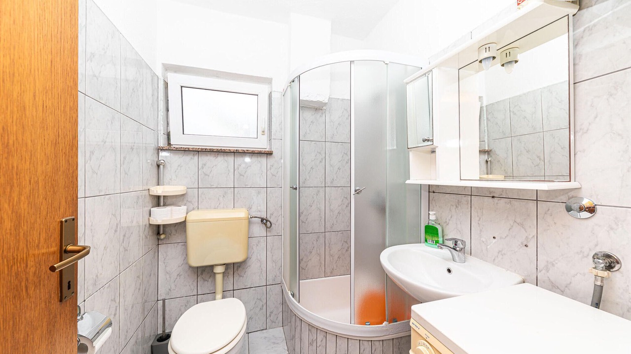 Photo of Bathroom in Veliki Drvenik
