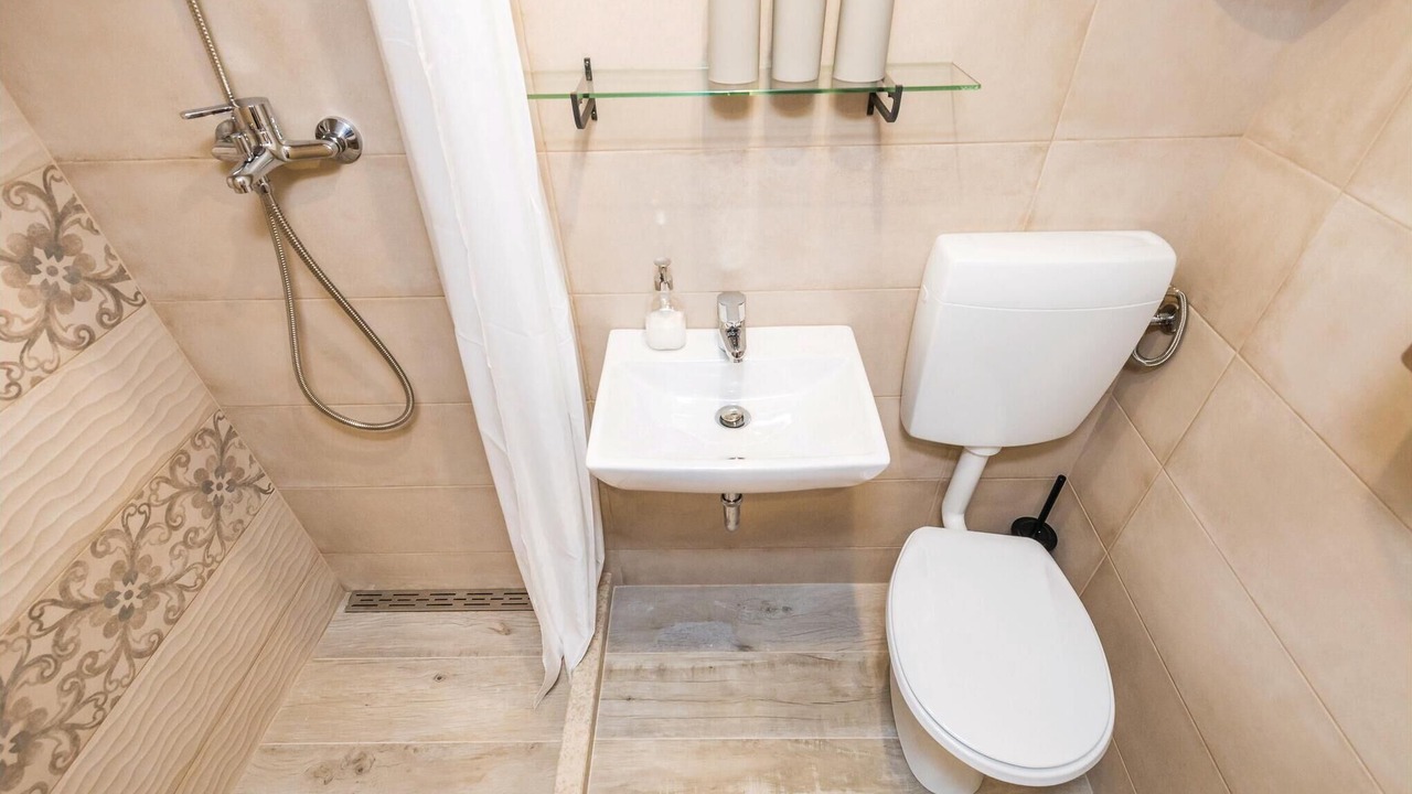 Photo of Bathroom in Obrs