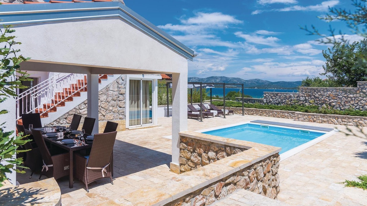 Photo of Outdoor in Betina