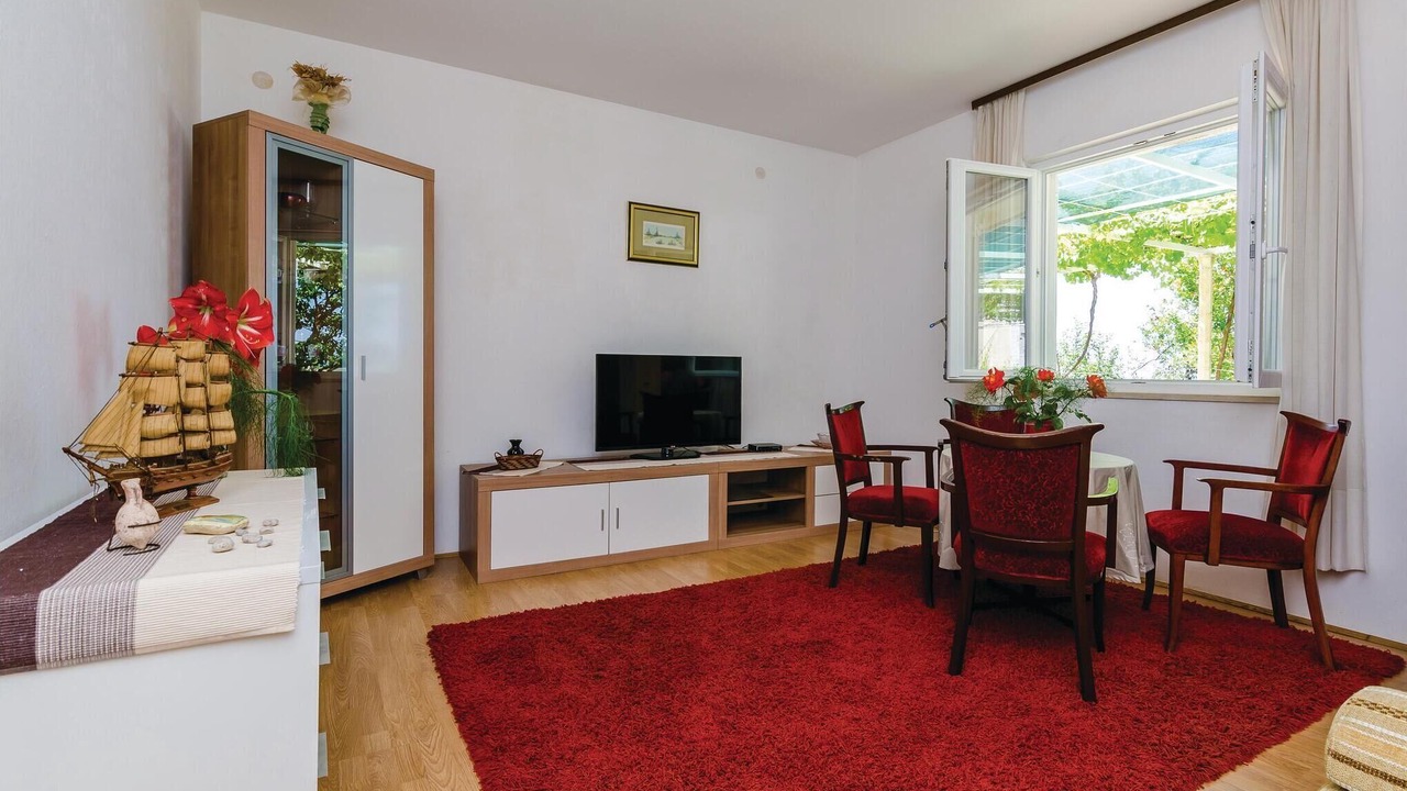 Photo of Bedroom in Brsecine