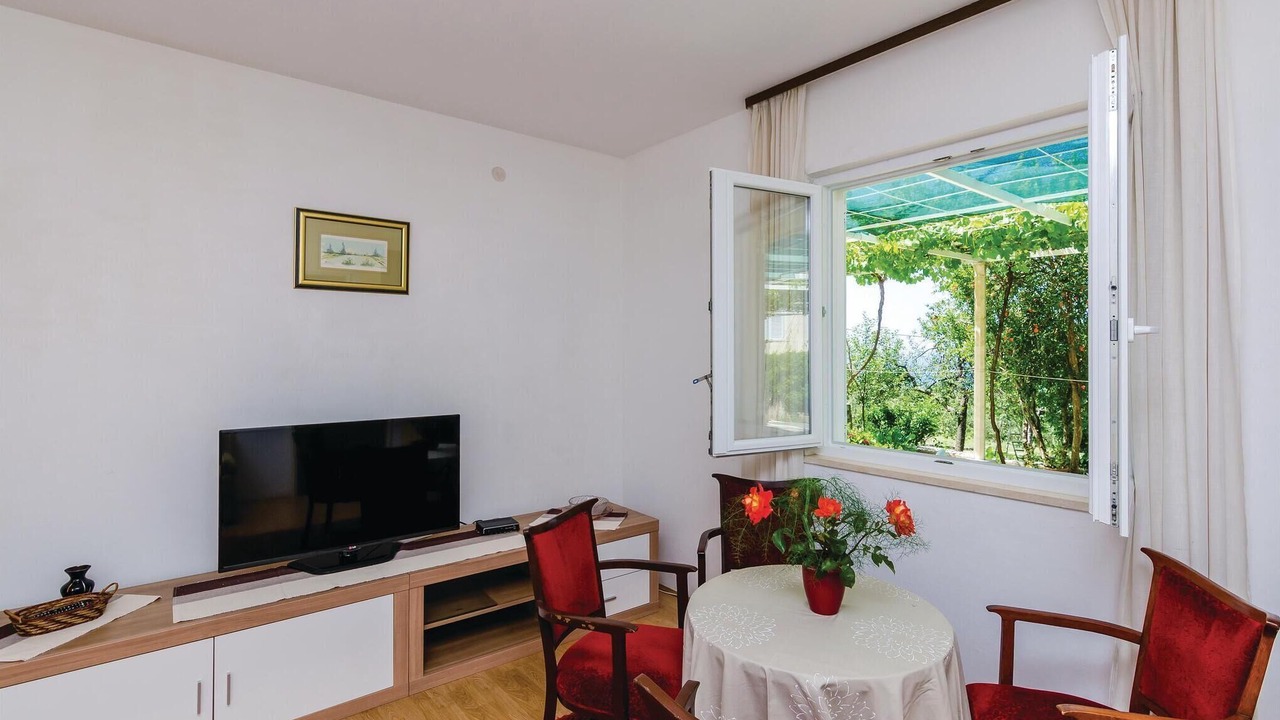 Photo of Bedroom in Brsecine
