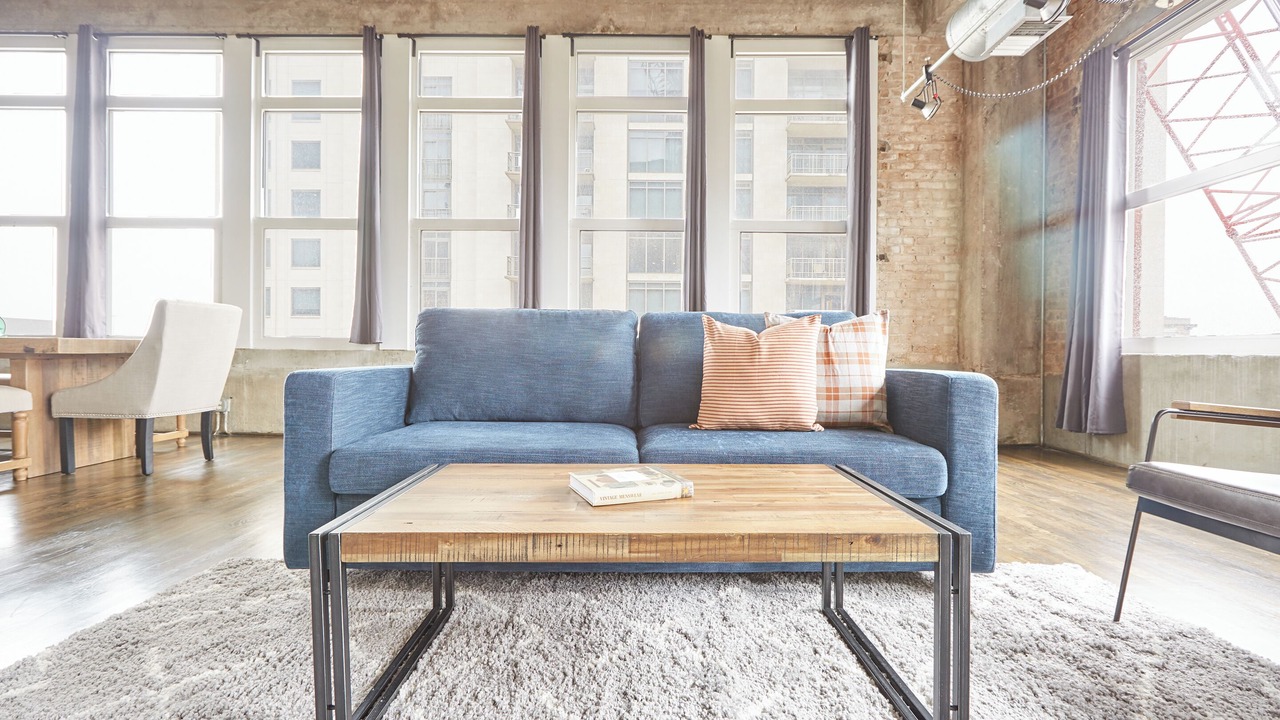 Photo of Livingroom in Theater District