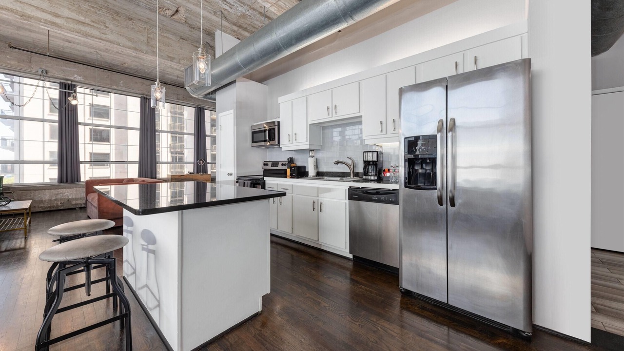 Photo of Kitchen in Theater District