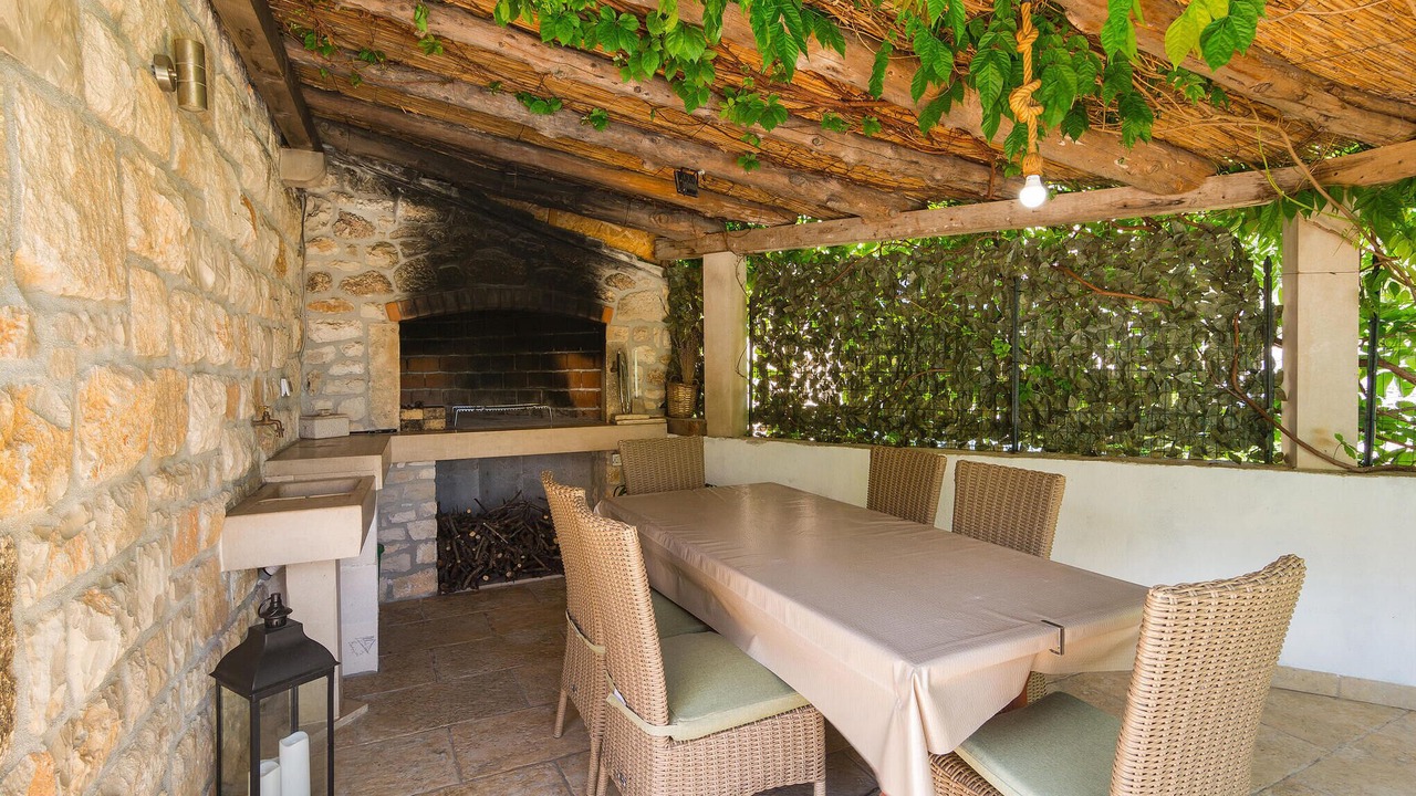 Photo of Outdoor in Dol